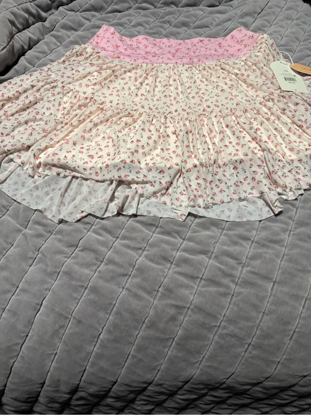 Blogilates Pink Floral Ballerina Skort. - Picture 4 of 5